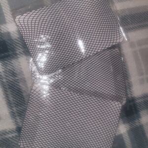 Black and White Fishnet Pattern Cards